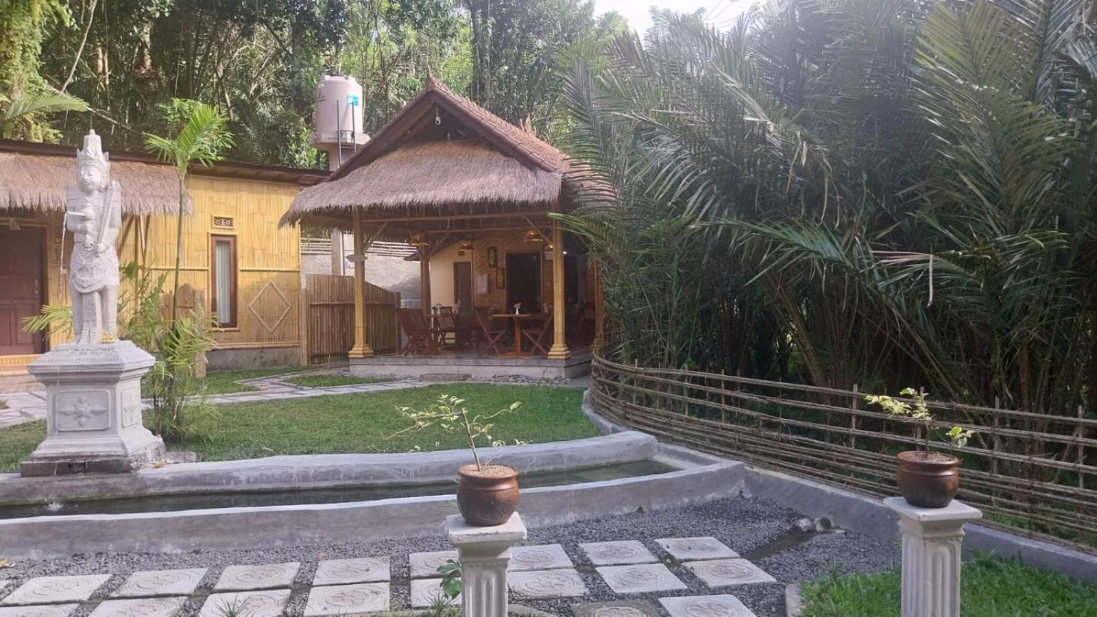 Pondok Sapta Sallaca Selat Kültér fotó